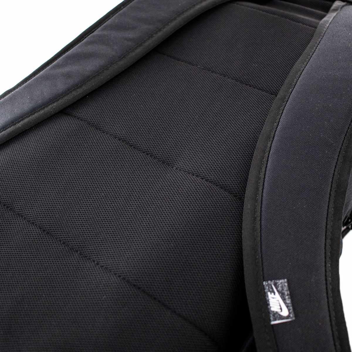 Nike Elemental Backpack 21L Rucksack schwarz-weiß