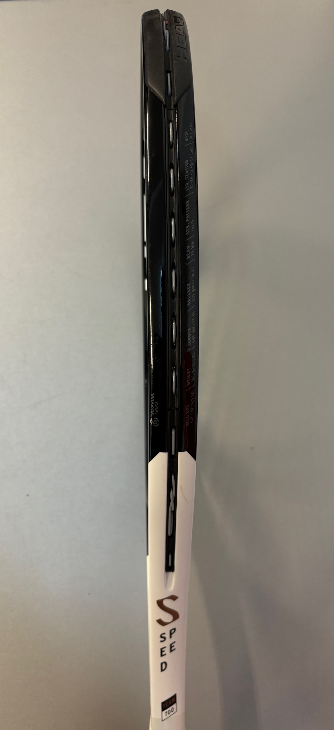 Head Speed Team 700 Tennisschläger (gebraucht) besaitet schwarz-weiß