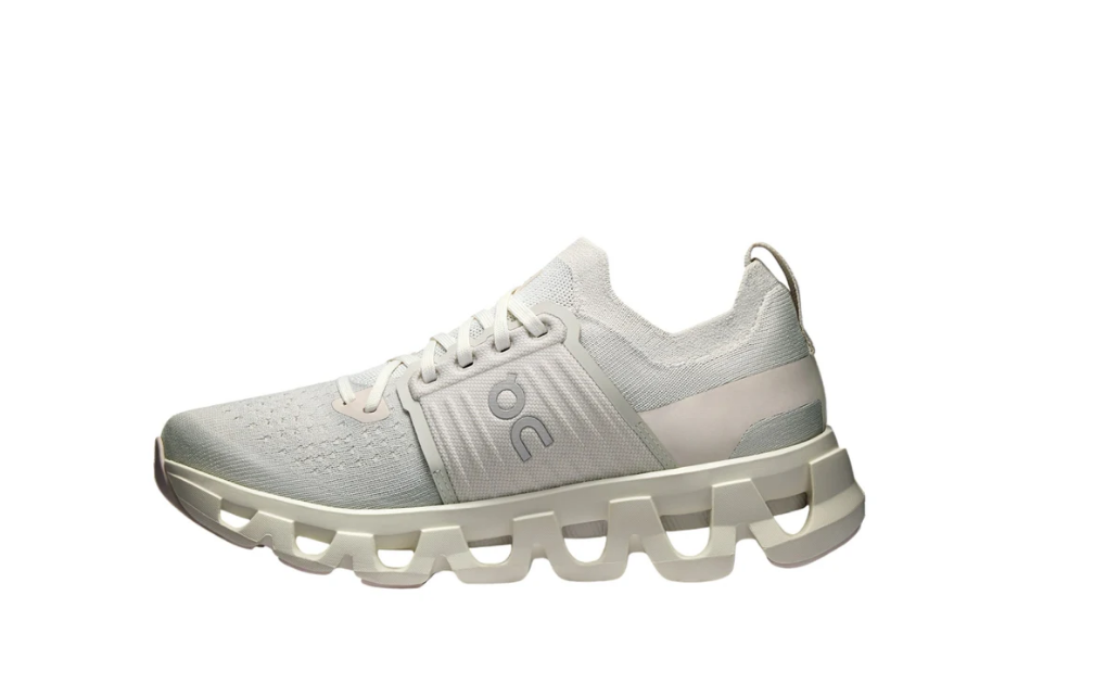 ON Damen Cloudswift 4 Laufschuh Freizeitschuh hellgrau